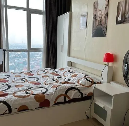 Fully Furnished 1 Bedroom Unit Apartment *