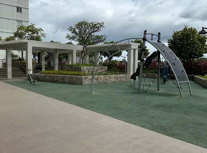 Fully Furnished 1 Bedroom Unit *